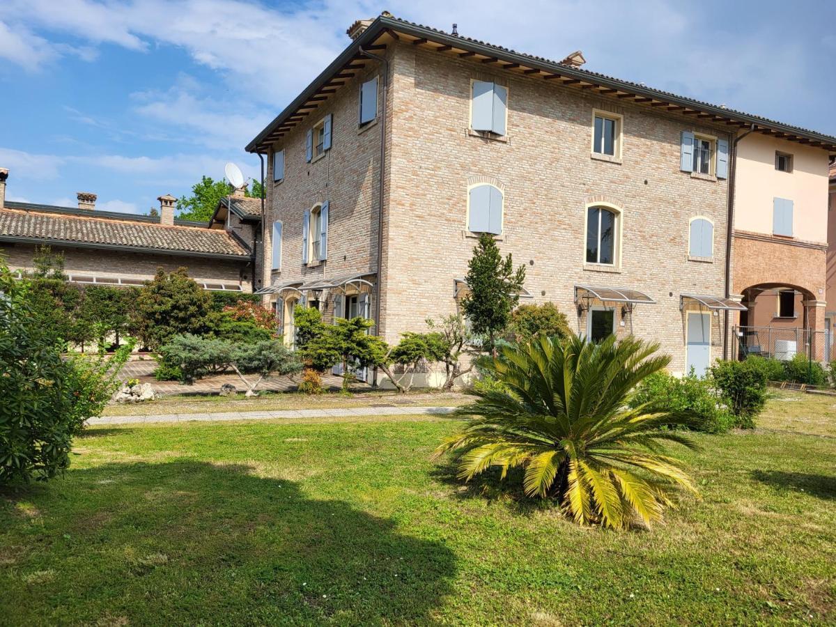 Residence Antico Borgo Modena Luaran gambar