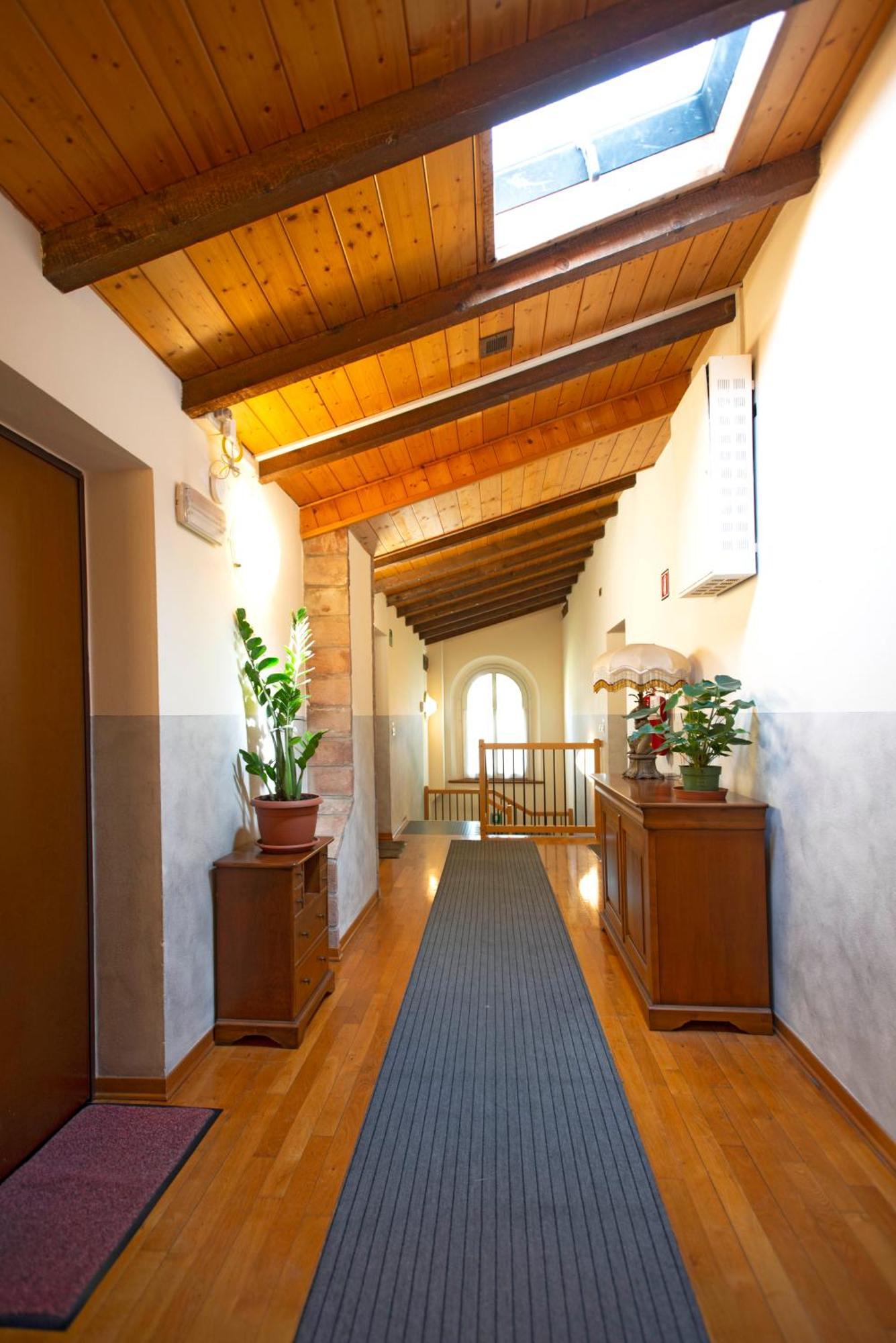 Residence Antico Borgo Modena Luaran gambar